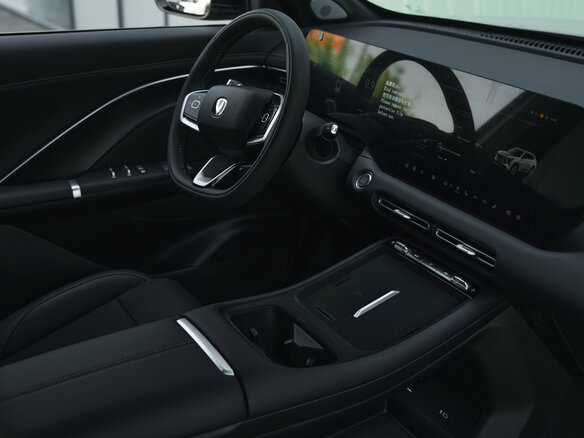 2026 Changan UNI-S I Рестайлинг, белый, 3249900 рублей - вид 8