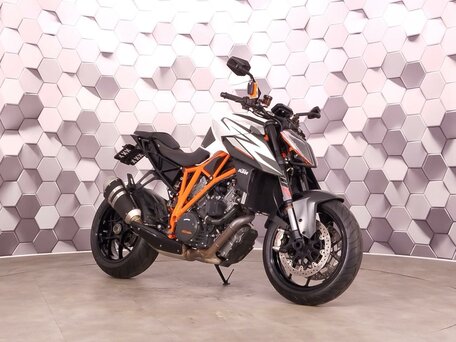 2019 KTM 1290 Super Duke R, белый, 1285000 рублей, вид 1