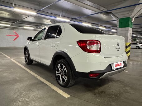 2022 Renault Logan Stepway II Рестайлинг, белый, 1360000 рублей, вид 2