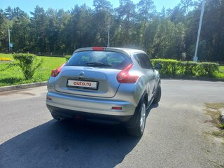 2013 Nissan Juke I, серебристый, 1050000 рублей, вид 4