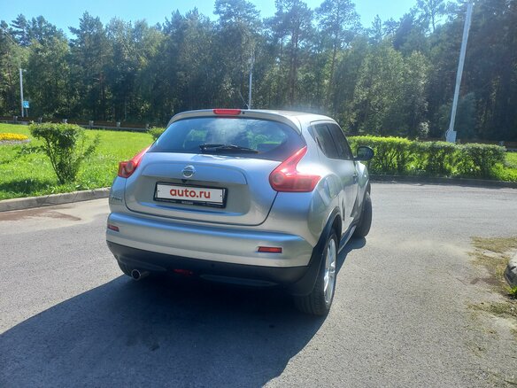 2013 Nissan Juke I, серебристый, 1050000 рублей - вид 3