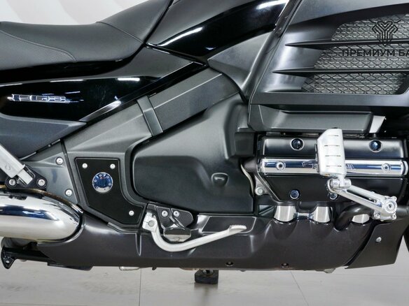 2015 Honda GL 1800 Gold Wing, чёрный, 1449000 рублей - вид 9