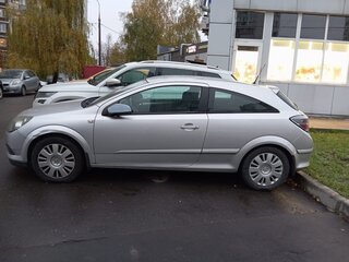 2007 Opel Astra GTC H Рестайлинг, серебристый, 690000 рублей, вид 4