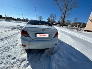 2011 Hyundai Solaris I, белый, 525000 рублей, вид 3
