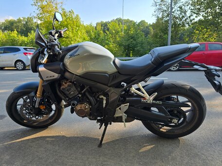 2025 Honda CB 650R, серый, 1600000 рублей, вид 5