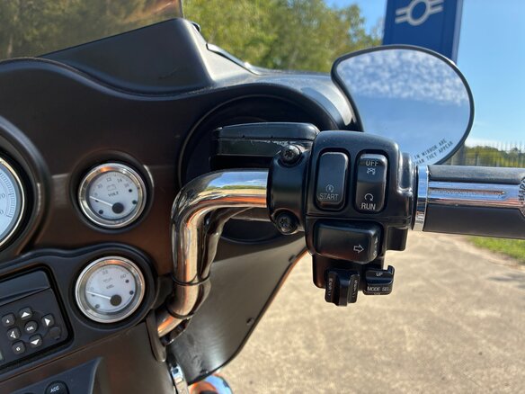 2008 Harley-Davidson Street Glide, оранжевый, 860000 рублей - вид 17