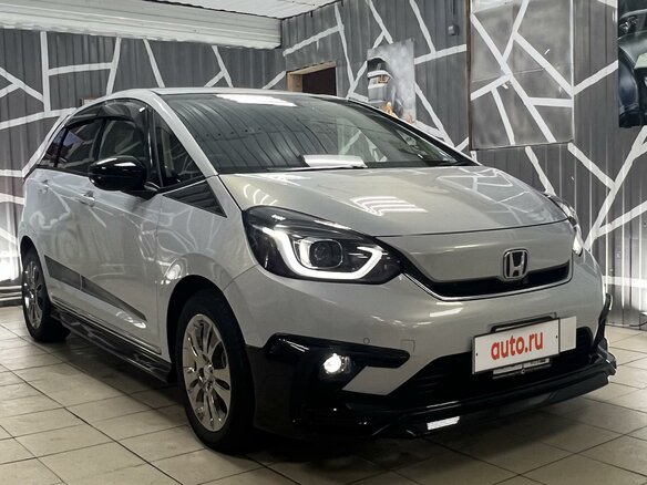 2020 Honda Fit Crosstar IV, белый, 1950000 рублей - вид 8