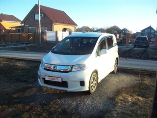 2012 Honda Freed Spike I Рестайлинг, белый, 1100000 рублей, вид 1