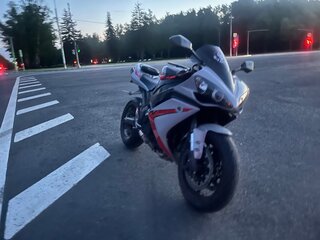 2007 Yamaha YZF-R1, серый, 780000 рублей, вид 1