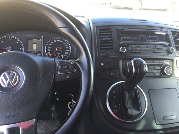 2011 Volkswagen Multivan T5 Рестайлинг, чёрный - вид 4