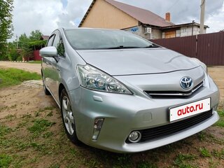 2013 Toyota Prius Alpha I (ZVW40/41), серебристый, 950000 рублей, вид 3