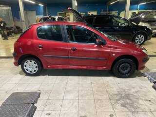 2008 Peugeot 206, красный, 290000 рублей, вид 3