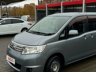 2009 Nissan Serena III (C25), серый, 950000 рублей, вид 2