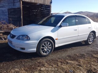 2001 Toyota Avensis I Рестайлинг, белый, 450000 рублей, вид 1