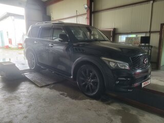 2011 Infiniti QX56 II, чёрный, 2600000 рублей, вид 3