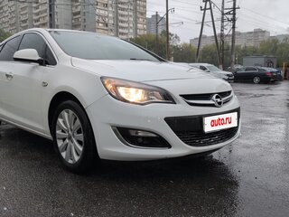 2013 Opel Astra J Рестайлинг, белый, 870000 рублей, вид 3