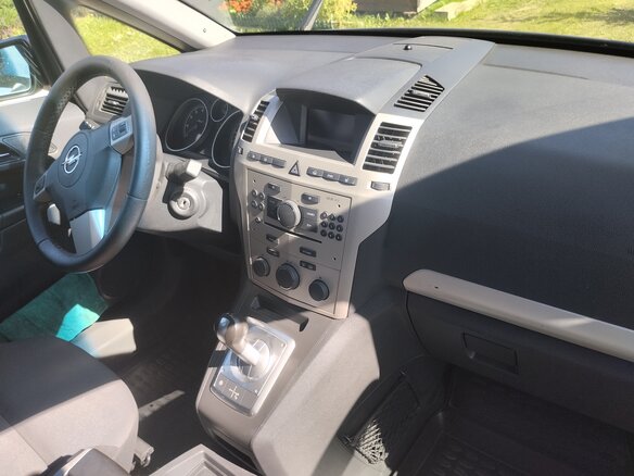 2008 Opel Zafira B, серый, 550000 рублей - вид 9