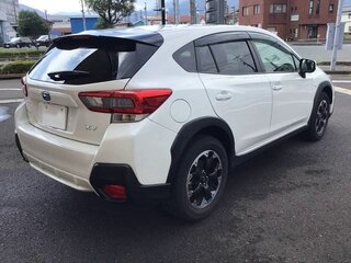 2022 Subaru XV II Рестайлинг, белый, 1448000 рублей, вид 4