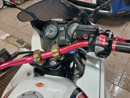 2010 Honda CB 1300, красный, 815000 рублей, вид 3