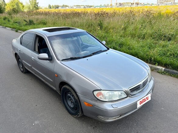 2000 Nissan Maxima V (A33), серебристый, 420000 рублей - вид 2