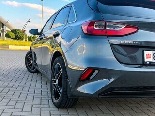 2018 Kia Ceed III, серый, 1700000 рублей, вид 5