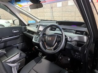 2019 Honda Freed+ II Рестайлинг, чёрный, 1700000 рублей, вид 1