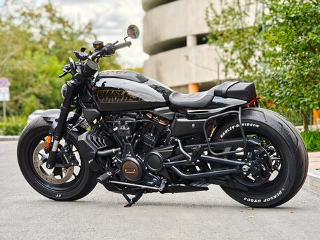 2022 Harley-Davidson Sportster S, чёрный, 1450000 рублей, вид 5