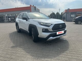 2024 Toyota RAV4 V (XA50), белый, 4050000 рублей, вид 2