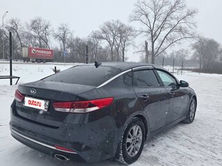 2017 Kia Optima IV, серый, 1550000 рублей, вид 4