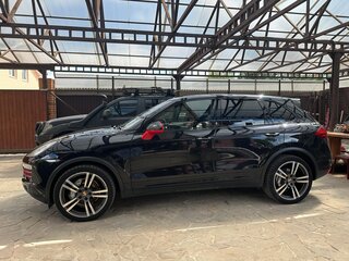 2013 Porsche Cayenne S II (958), чёрный, 2500000 рублей, вид 4
