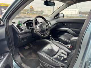 2007 Mitsubishi Outlander II, серый, 850000 рублей, вид 4