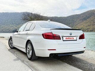 2012 BMW 5 серии 525d xDrive VI (F10/F11/F07), белый, 2090000 рублей, вид 4