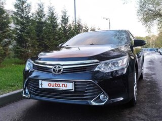 2015 Toyota Camry VII (XV50) Рестайлинг, чёрный, 2175000 рублей, вид 4