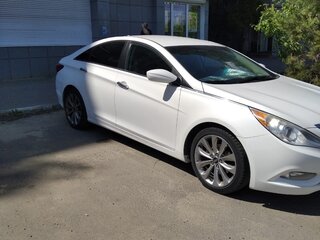 2010 Hyundai Sonata VI (YF), белый, 1250000 рублей, вид 5