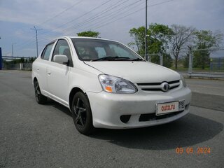 2003 Toyota Platz, белый, 400000 рублей, вид 2