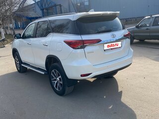 2017 Toyota Fortuner II, белый, 3470000 рублей, вид 3