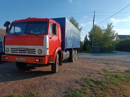 1983 КамАЗ 53212, красный, 800000 рублей, вид 1