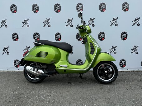 2019 Vespa GTS 150, зелёный, 390000 рублей, вид 1