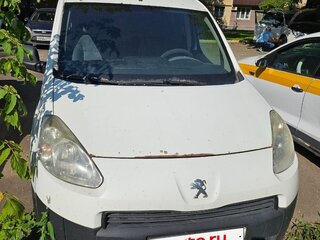 2013 Peugeot Partner II Рестайлинг, белый, 480000 рублей, вид 1
