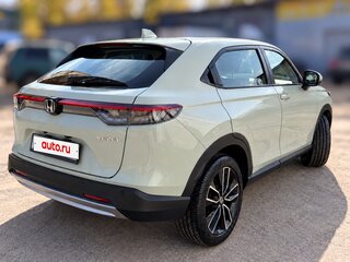 2022 Honda Vezel II, белый, 2569400 рублей, вид 3