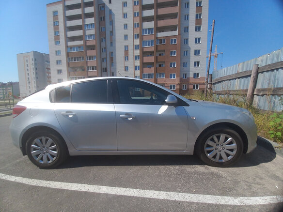 2012 Chevrolet Cruze I, серебристый, 910000 рублей - вид 8