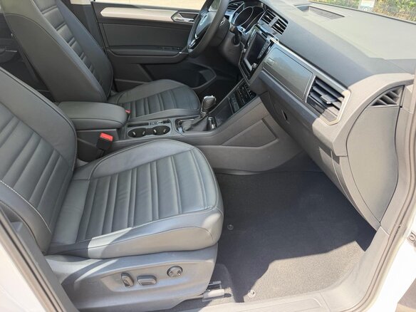 2021 Volkswagen Touran L II, белый, 1755000 рублей - вид 14