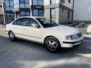 1998 Volkswagen Passat B5, белый, 450000 рублей, вид 1