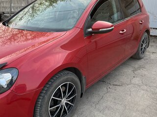 2011 Volkswagen Golf VI, красный, 850000 рублей, вид 2