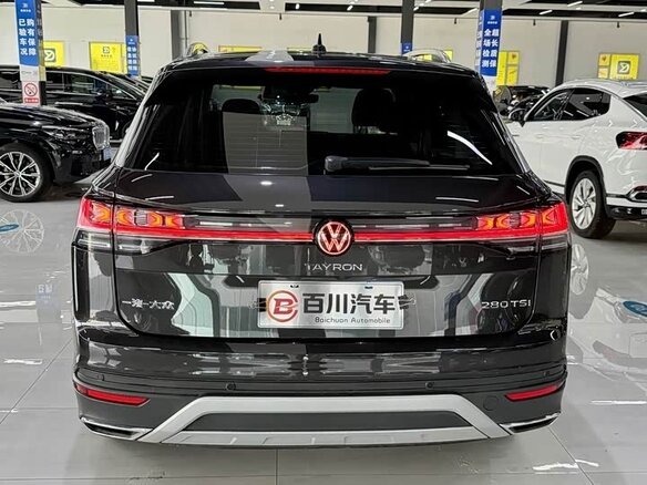 2023 Volkswagen Tayron I Рестайлинг, серый, 2495000 рублей - вид 4