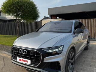 2020 Audi Q8 50 TDI I (4M), серый, 7050000 рублей, вид 2