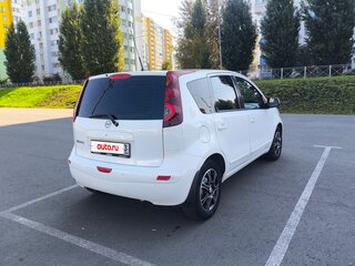 2013 Nissan Note I Рестайлинг, белый, 740000 рублей, вид 5