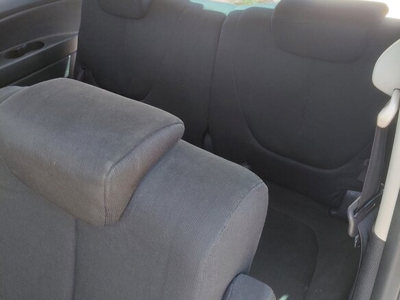 2011 Mazda Biante, серый, 1150000 рублей - вид 12