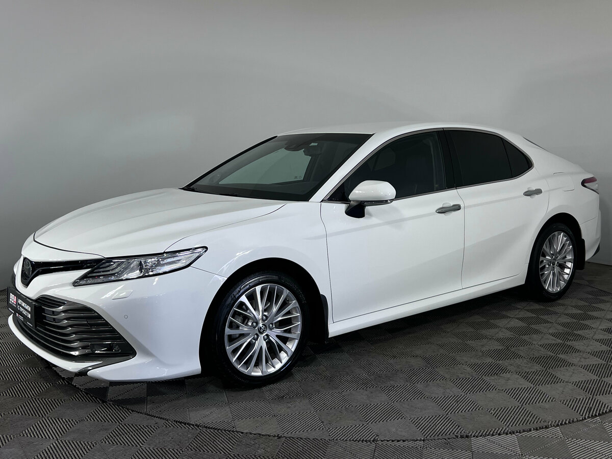 Открыть фотографии: Toyota Camry VIII (XV70)