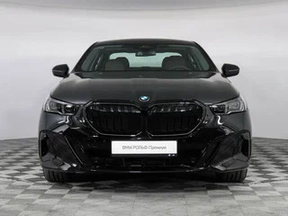 2025 BMW 5 серии Long 530Li xDrive VIII (G60/G61/G68), чёрный, 8550000 рублей, вид 2